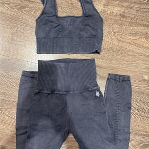 FREE PEOPLE leggings and sports bra